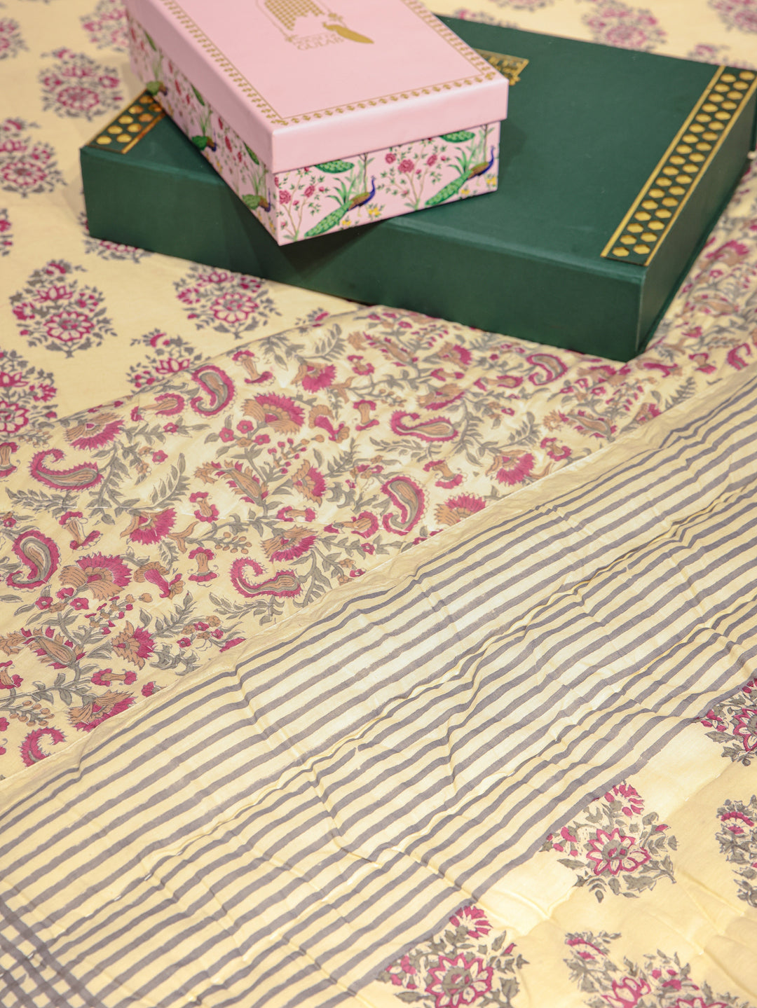 Peach-Cotton-Handblock-Printed-Jaipuri-Razai/Quilt