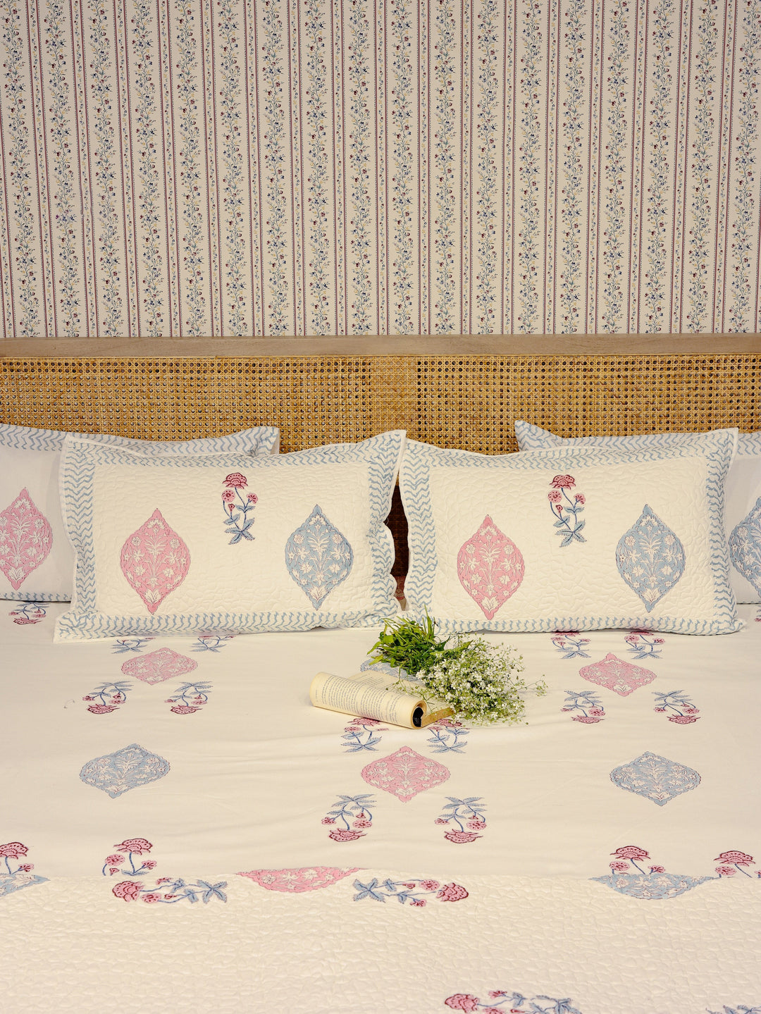 Cream-Cotton-600-Tc-Handblock-Print-Bedsheet-Set