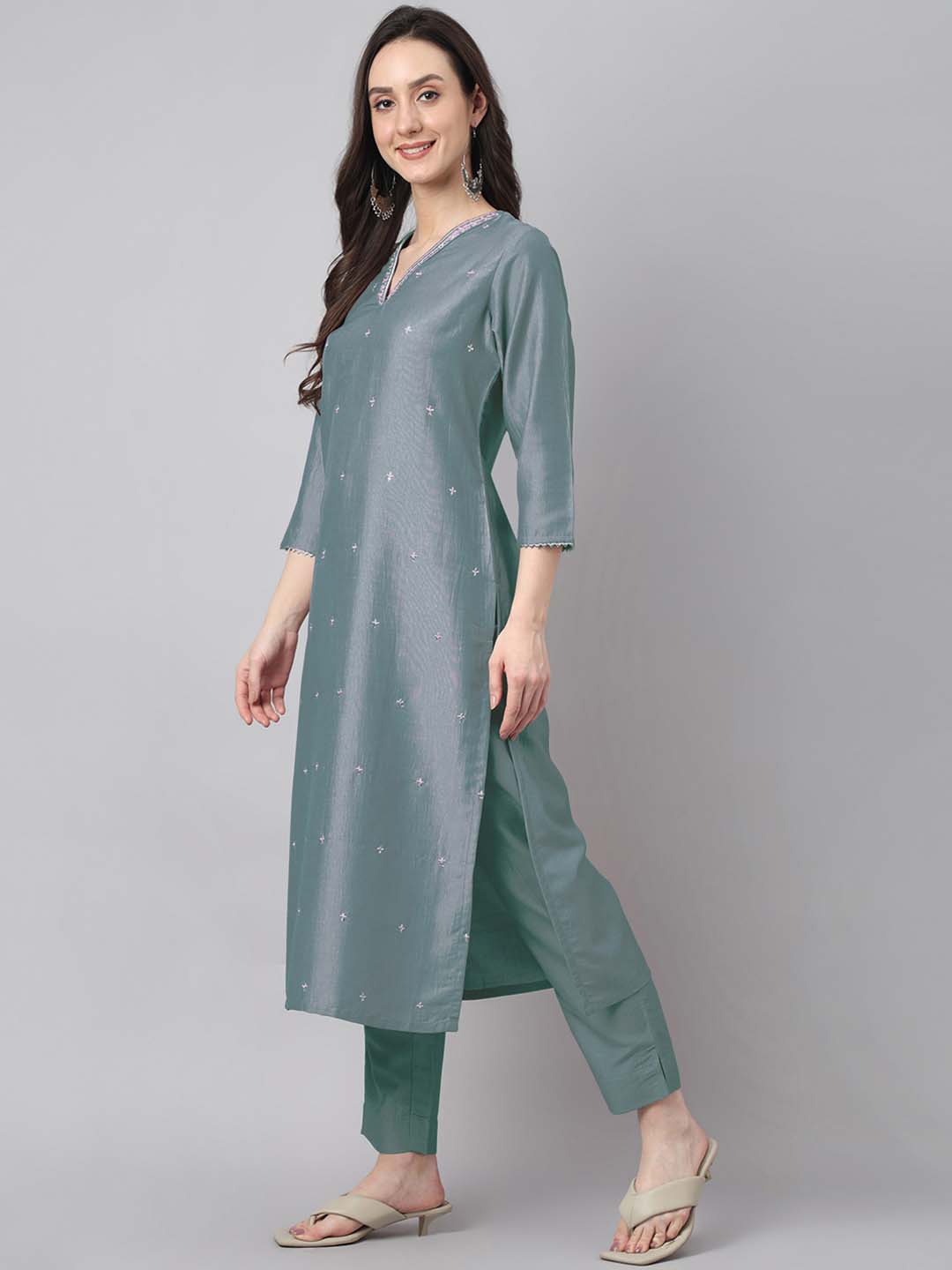 ZERESOUQ-Ice-Blue-Chinnon-Regular-3-Piece-Kurta-Set
