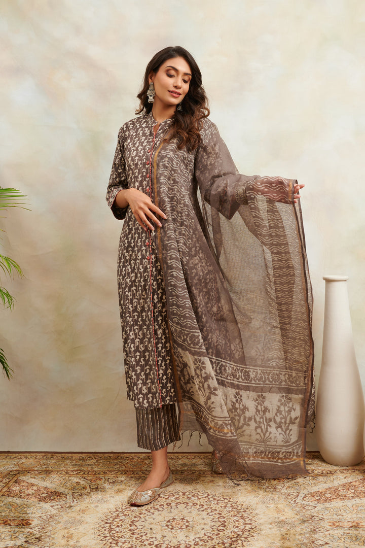 Brown-Kota-Doria-Hand-Block-Bagru-Printed-Dupatta