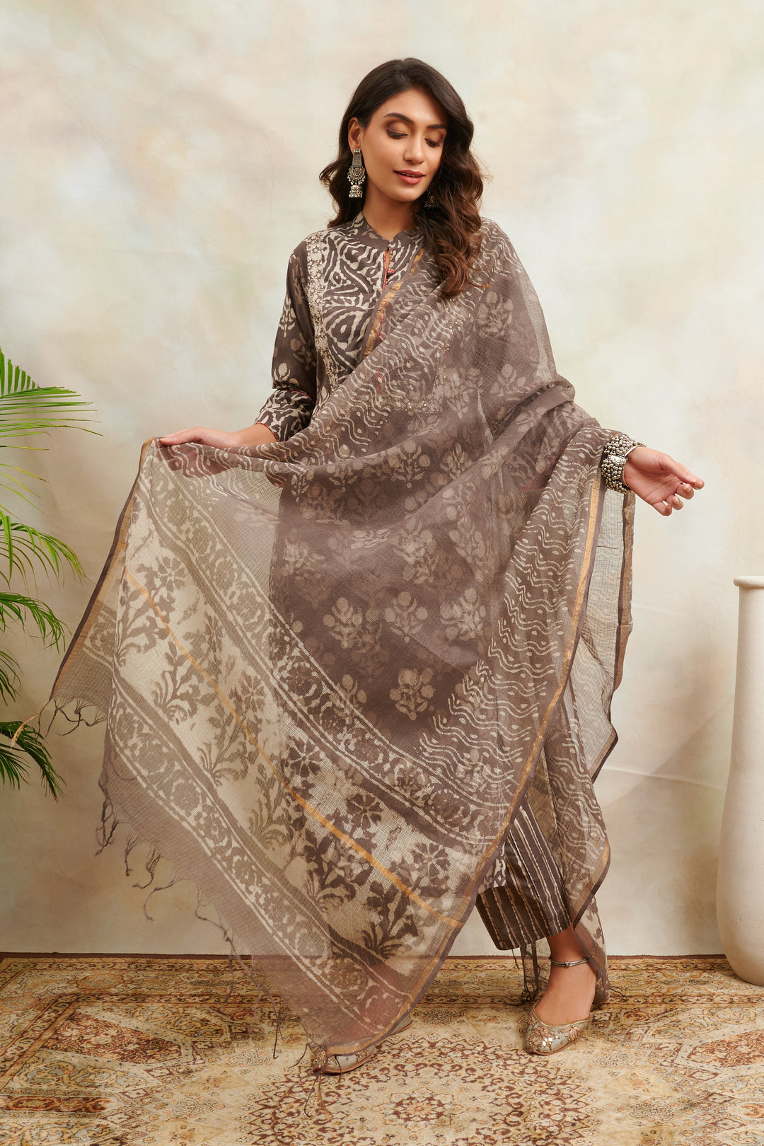 Brown-Kota-Doria-Hand-Block-Bagru-Printed-Dupatta