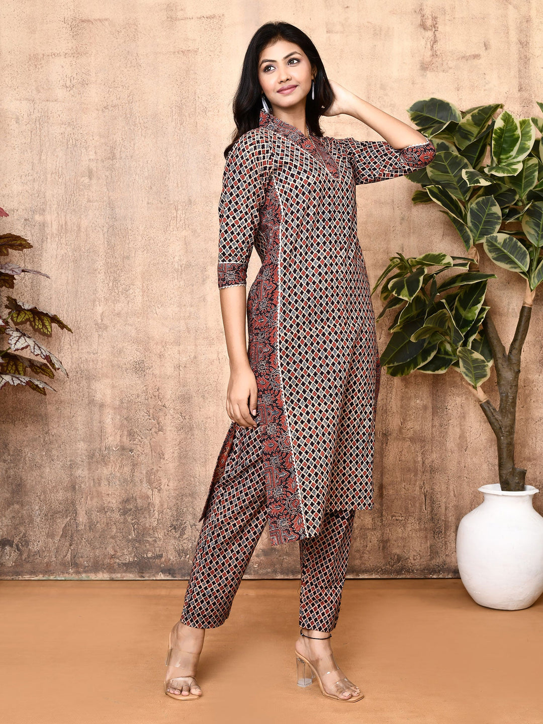 ZERESOUQ-Iris-Black-Ajrakh-Cotton-2-Piece-Kurta-Set