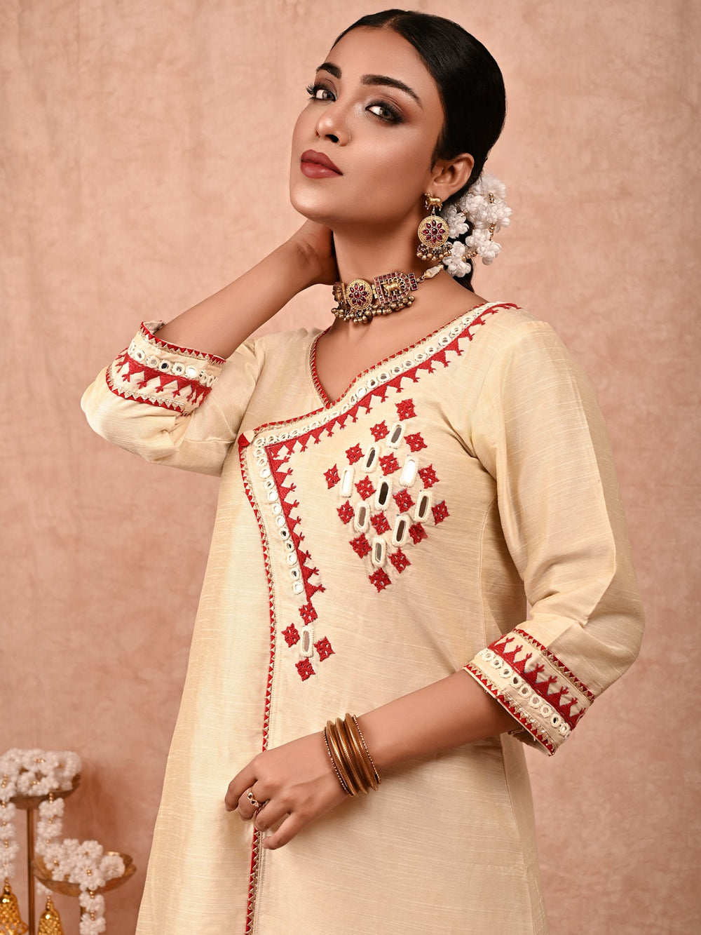 ZERESOUQ-Ivory-Ahilya-Cotton-Silk-Kurta-Set-(Set-Of-2)