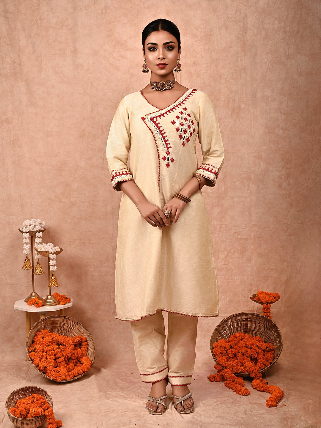 ZERESOUQ-Ivory-Ahilya-Cotton-Silk-Kurta-Set-(Set-Of-2)