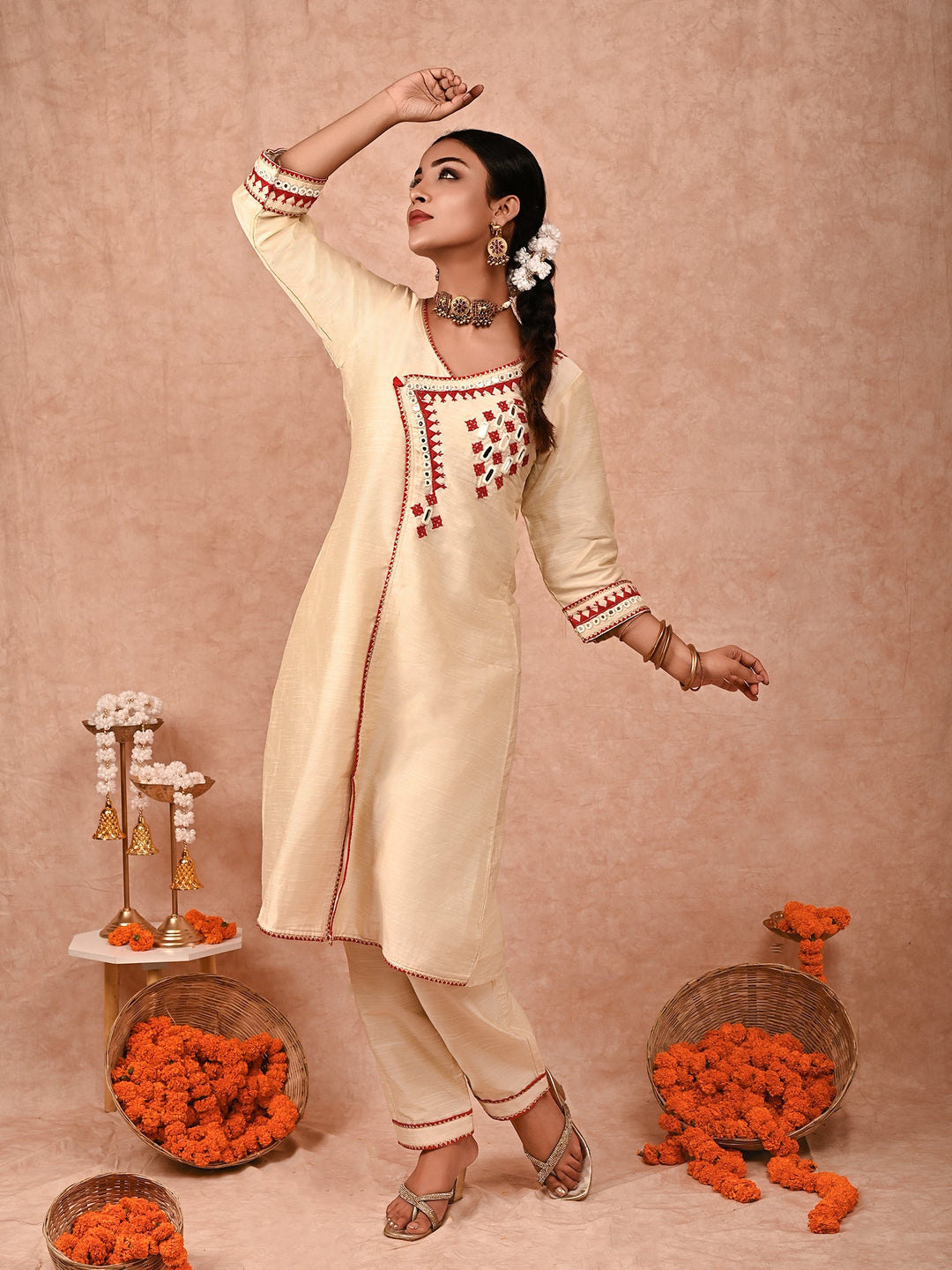 ZERESOUQ-Ivory-Ahilya-Cotton-Silk-Kurta-Set-(Set-Of-2)