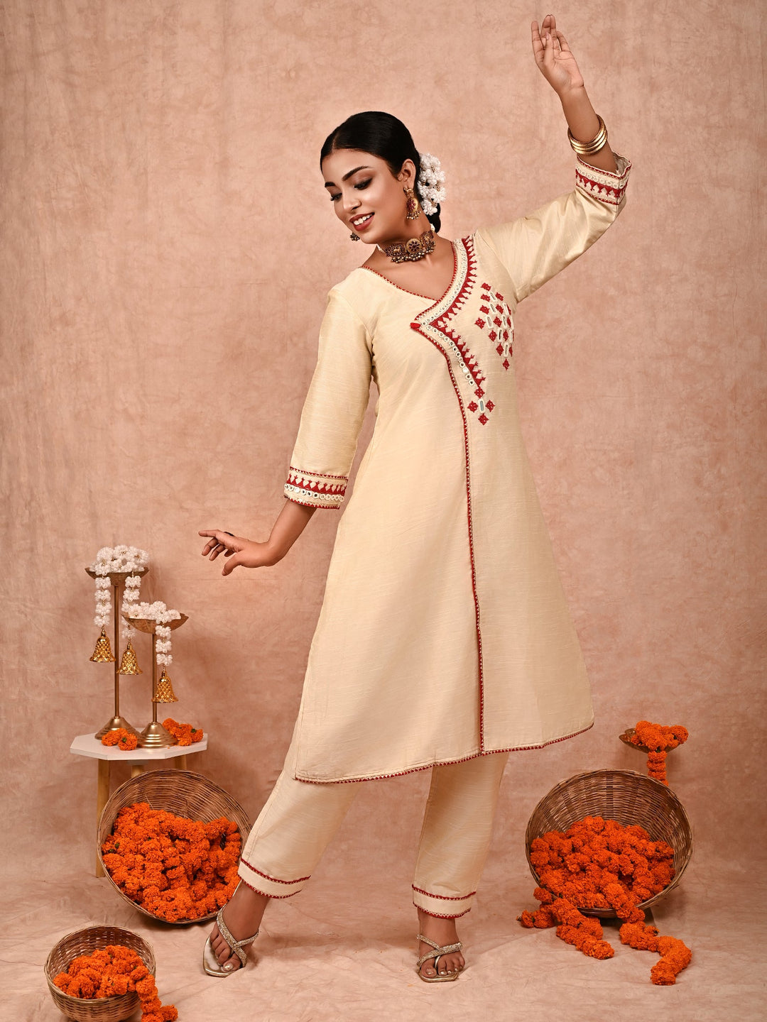 ZERESOUQ-Ivory-Ahilya-Cotton-Silk-Kurta-Set-(Set-Of-2)