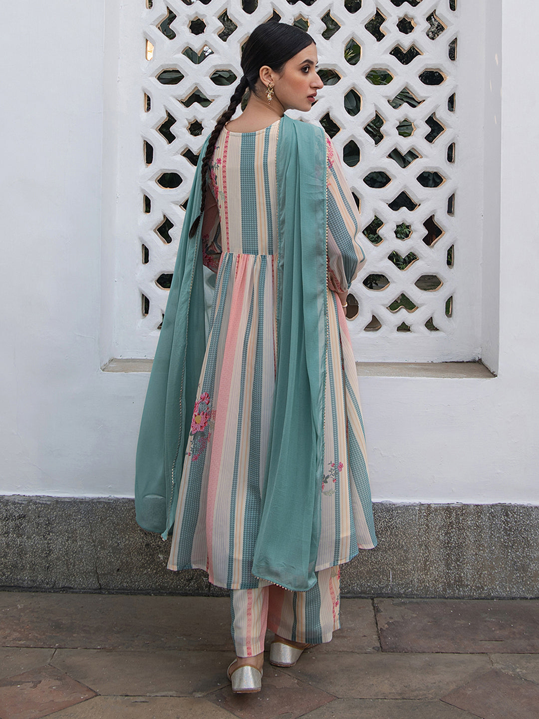 Cream Georgette A-Line Floral Printed 3-Piece Kurta Set