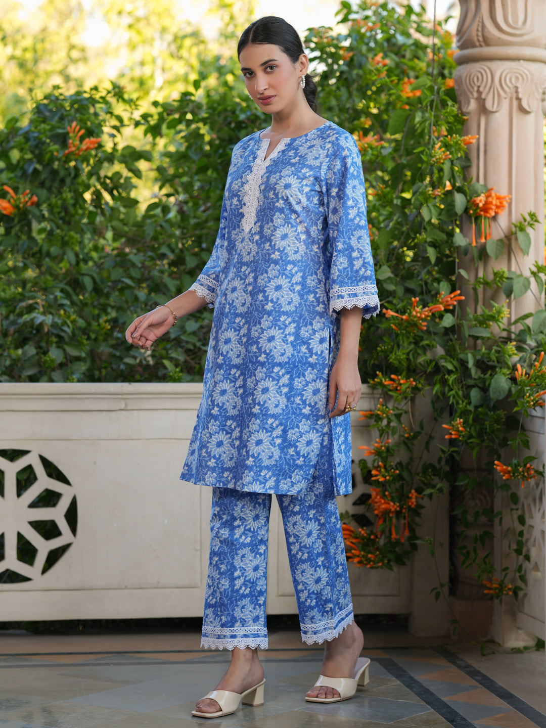 Blue-Cotton-All-Over-Floral-Straight-Kurta-&-Pant-Set