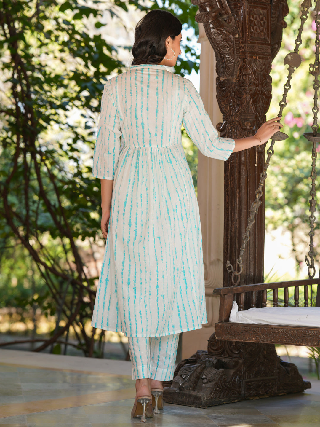 White Cotton Tie & Dye A-Line 2-Piece Kurta Set
