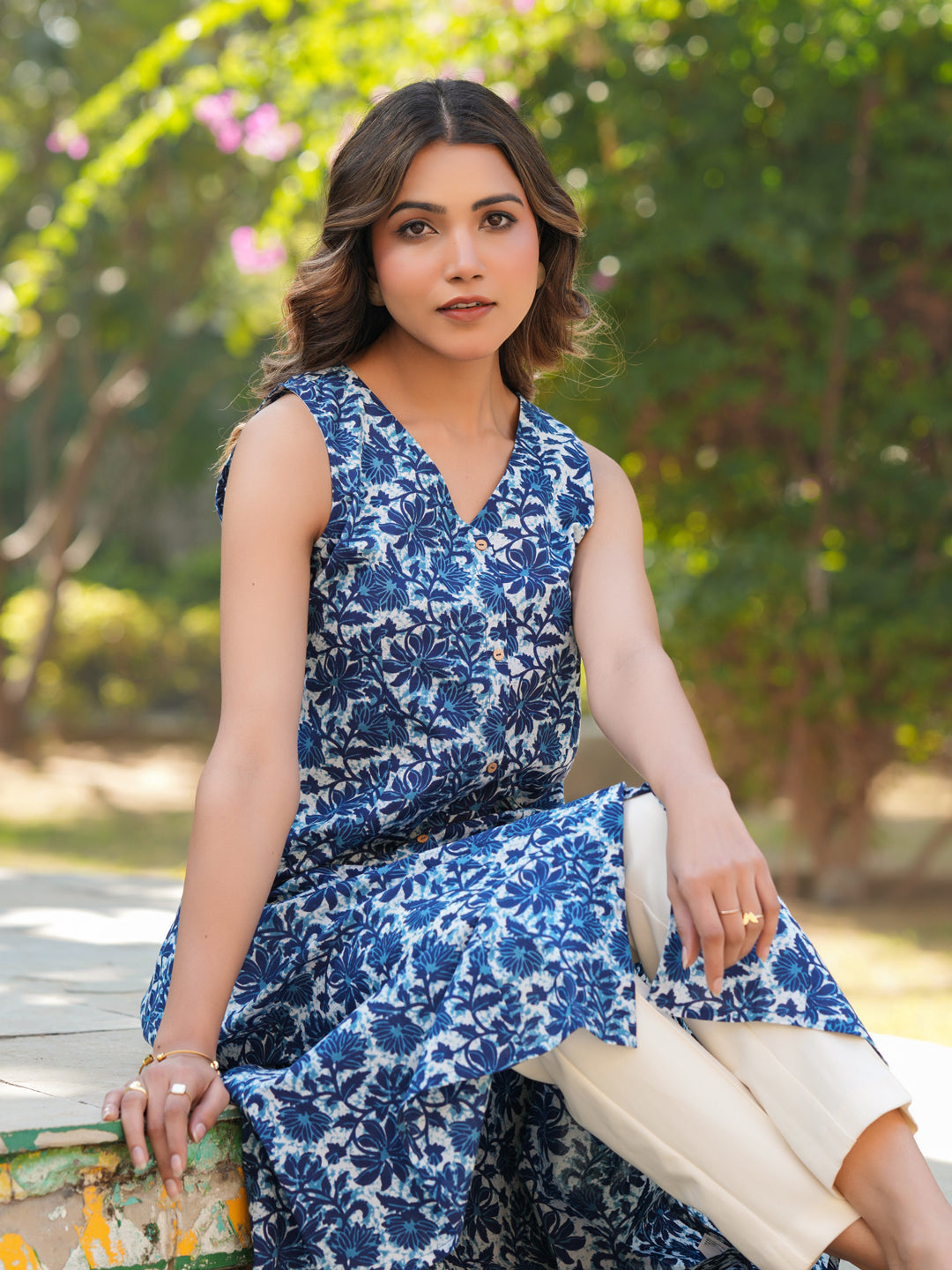 Blue Cotton Floral Sleeveless Kurta Only