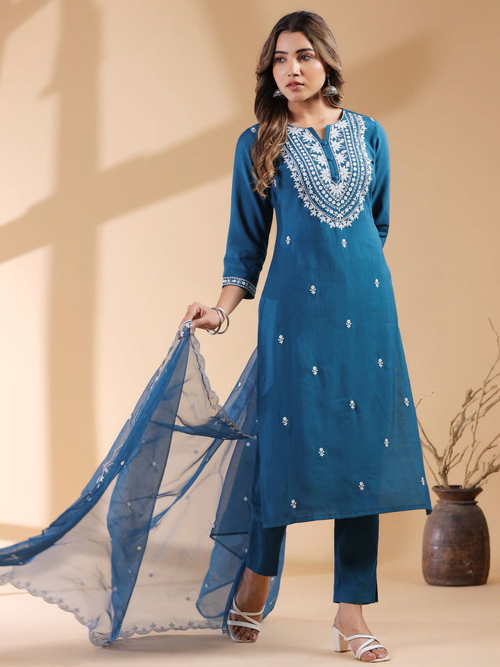 Teal Silk Blend Embroidered Kurta Set With Dupatta