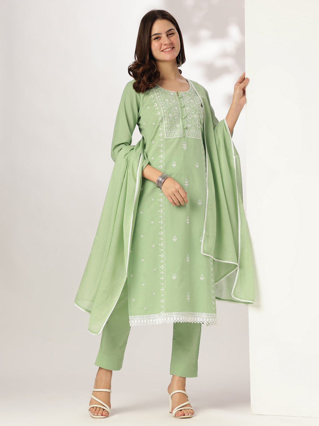 Green-Cotton-Straight-Embroidered-3-Piece-Kurta-Set