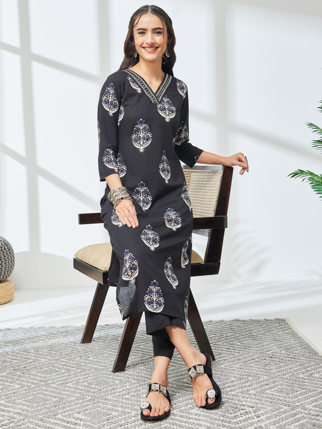 Black 2-Piece Kurta Set