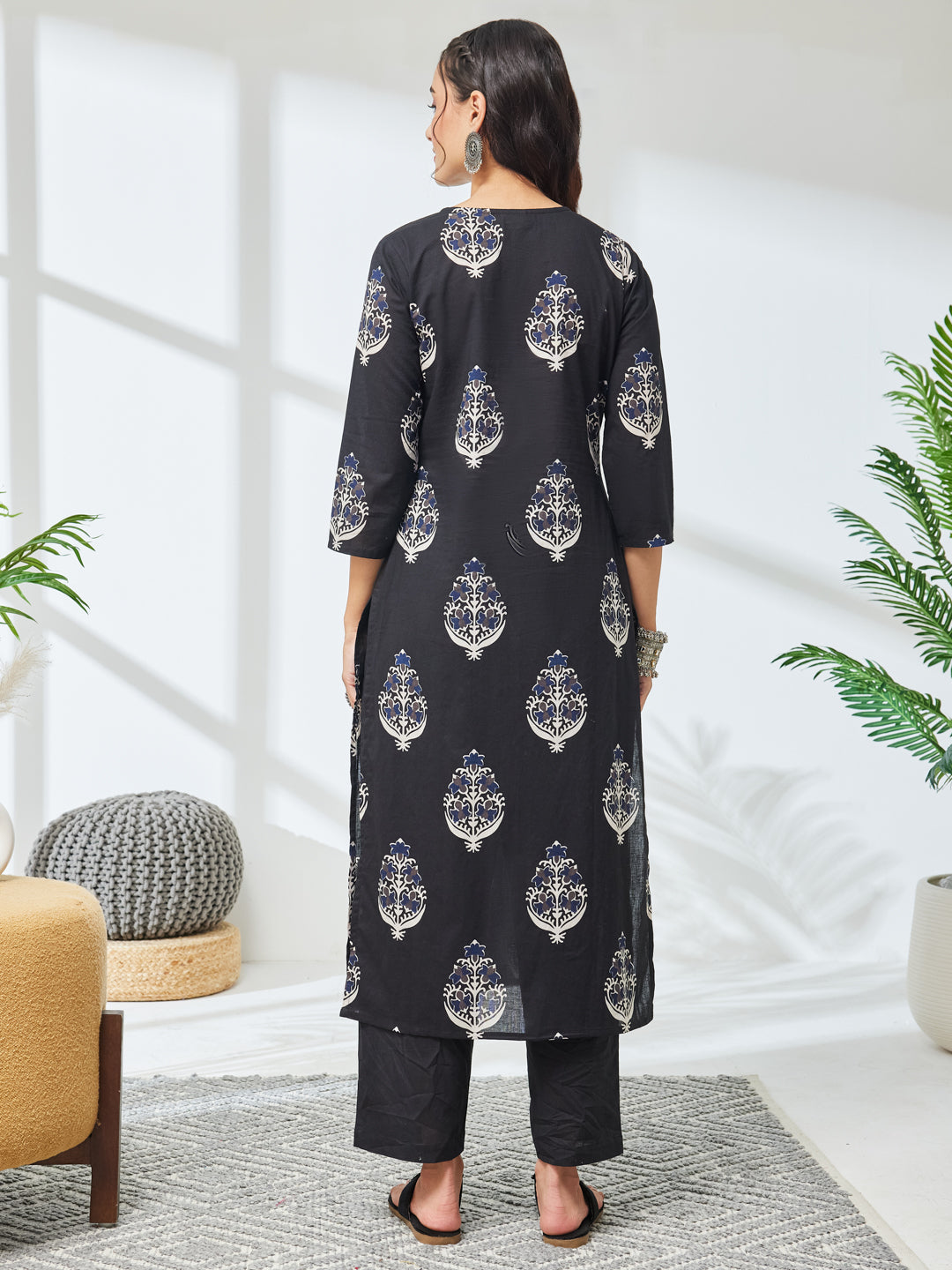 Black 2-Piece Kurta Set