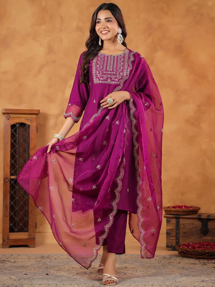 Purple Silk Blend Embroidered Kurta Set With Dupatta