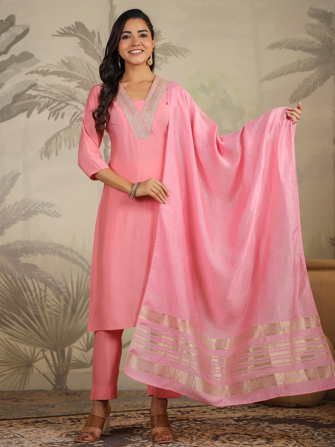 Pink Silk Blend Embroidered Kurta Set With Dupatta