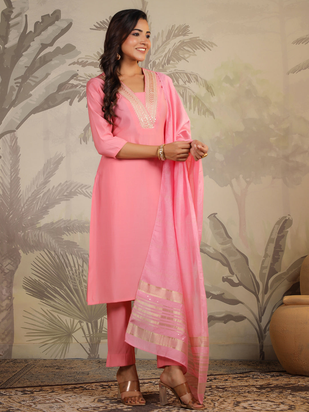 Pink Silk Blend Embroidered Kurta Set With Dupatta