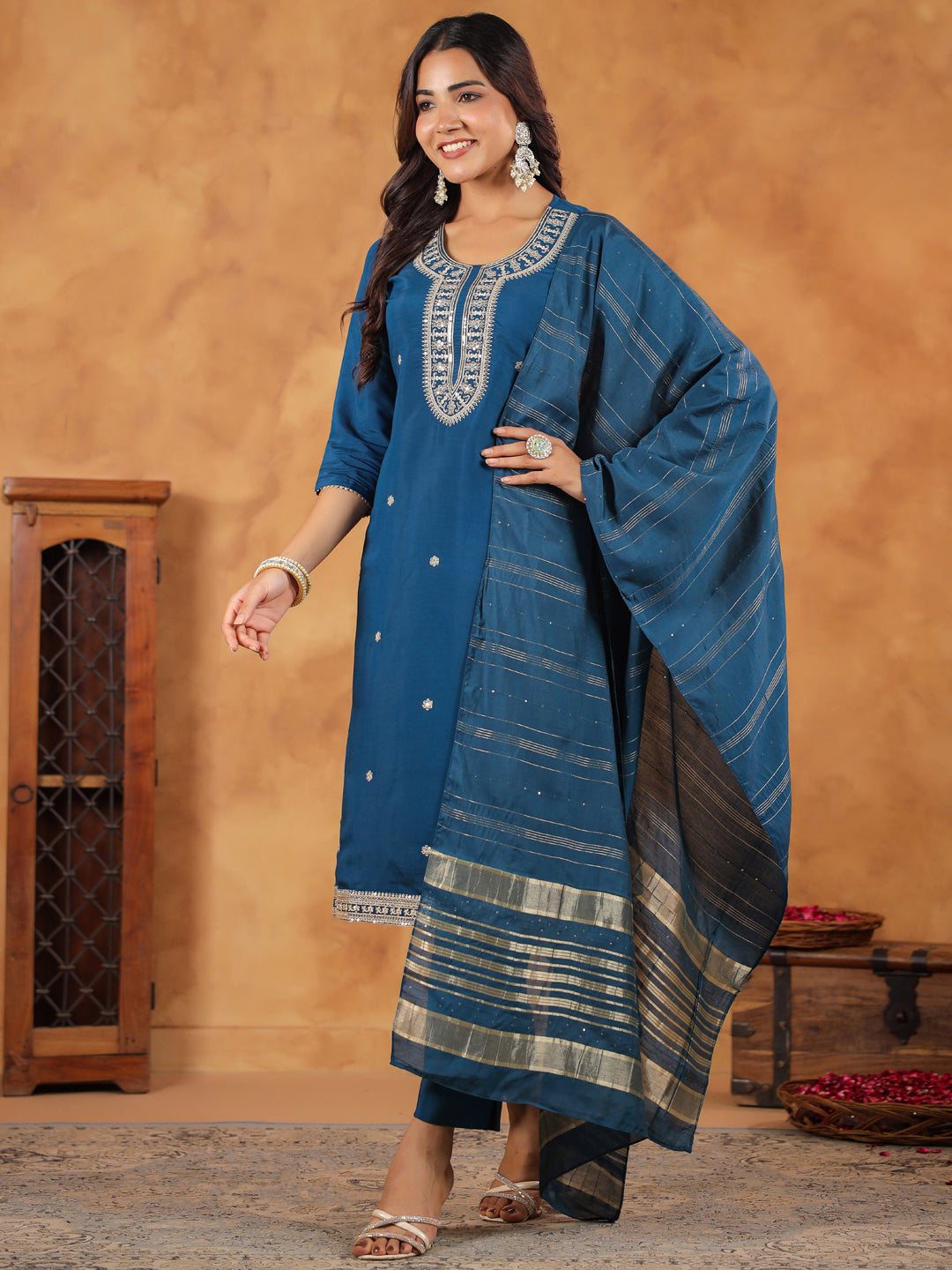Teal-Chanderi-Straight-Embroidered-3-Piece-Kurta-Set