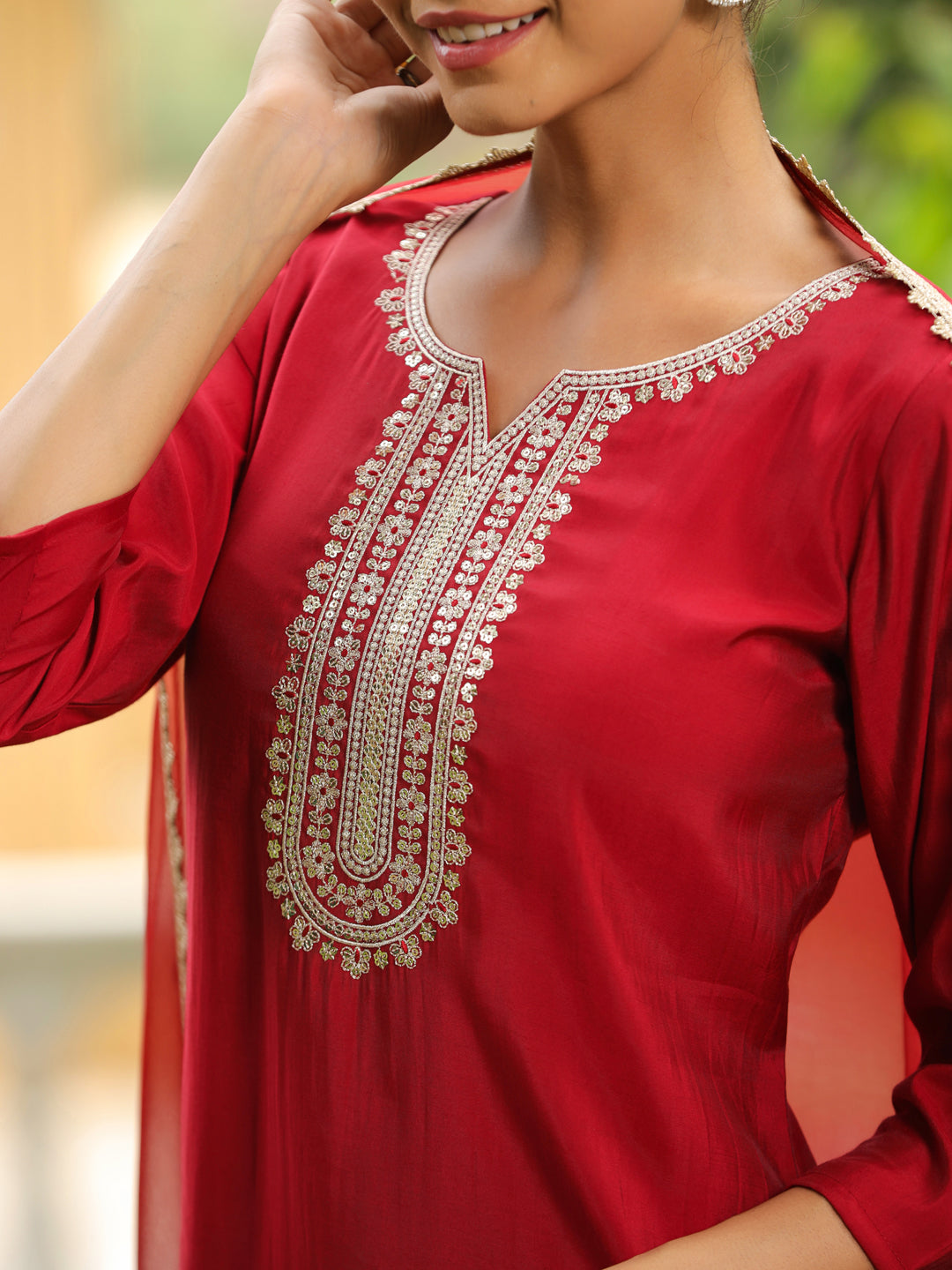 Maroon-Chanderi-Straight-Embroidered-3-Piece-Kurta-Set