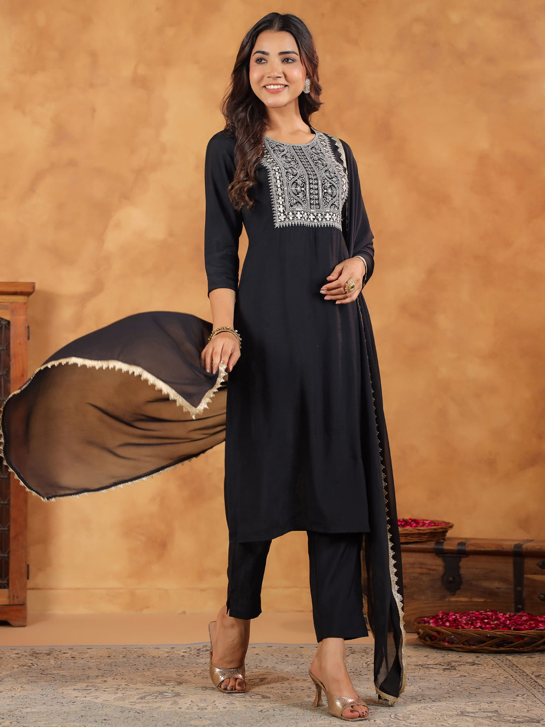 Black-Chanderi-Straight-Embroidered-3-Piece-Kurta-Set