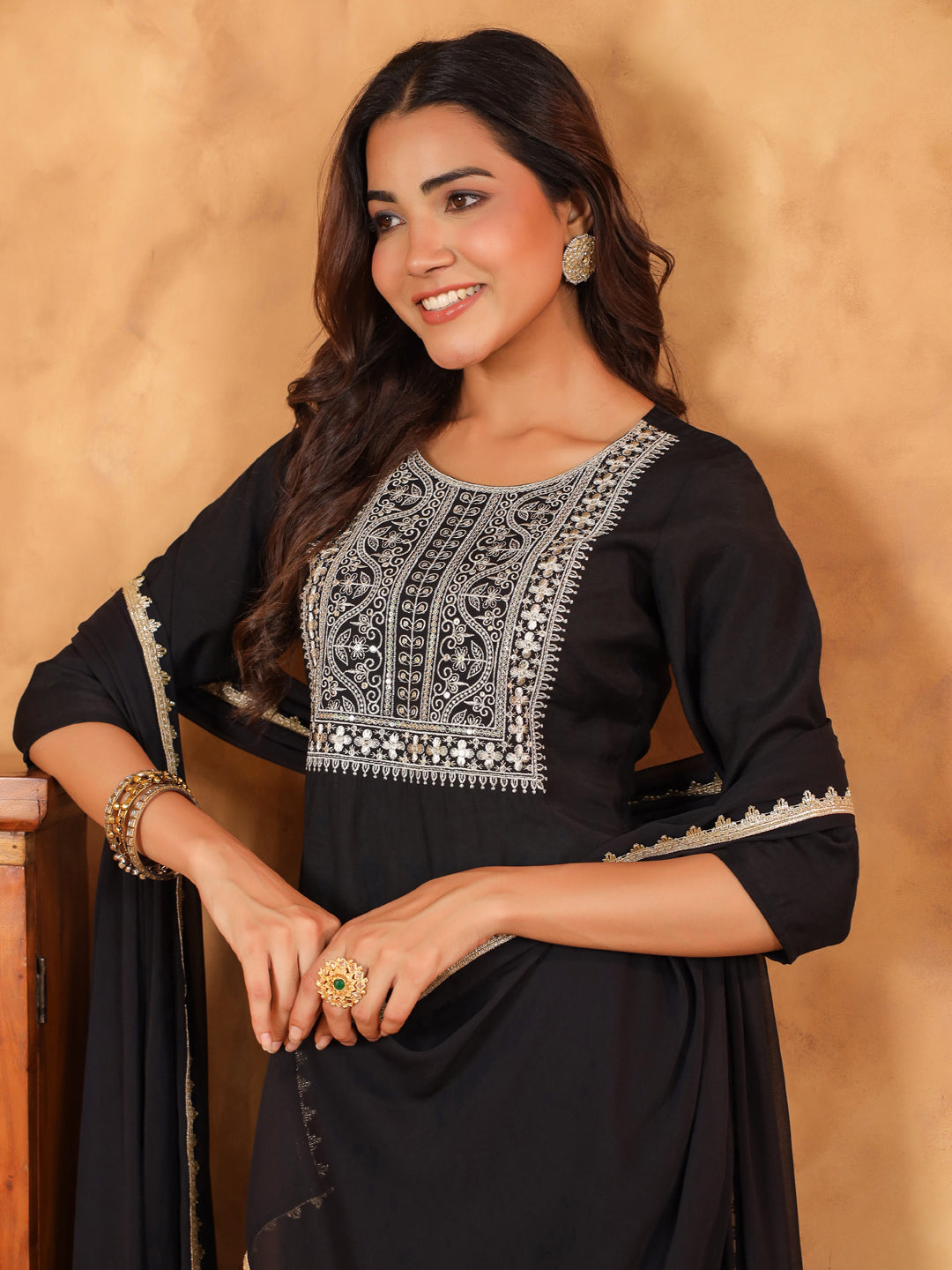 Black-Chanderi-Straight-Embroidered-3-Piece-Kurta-Set
