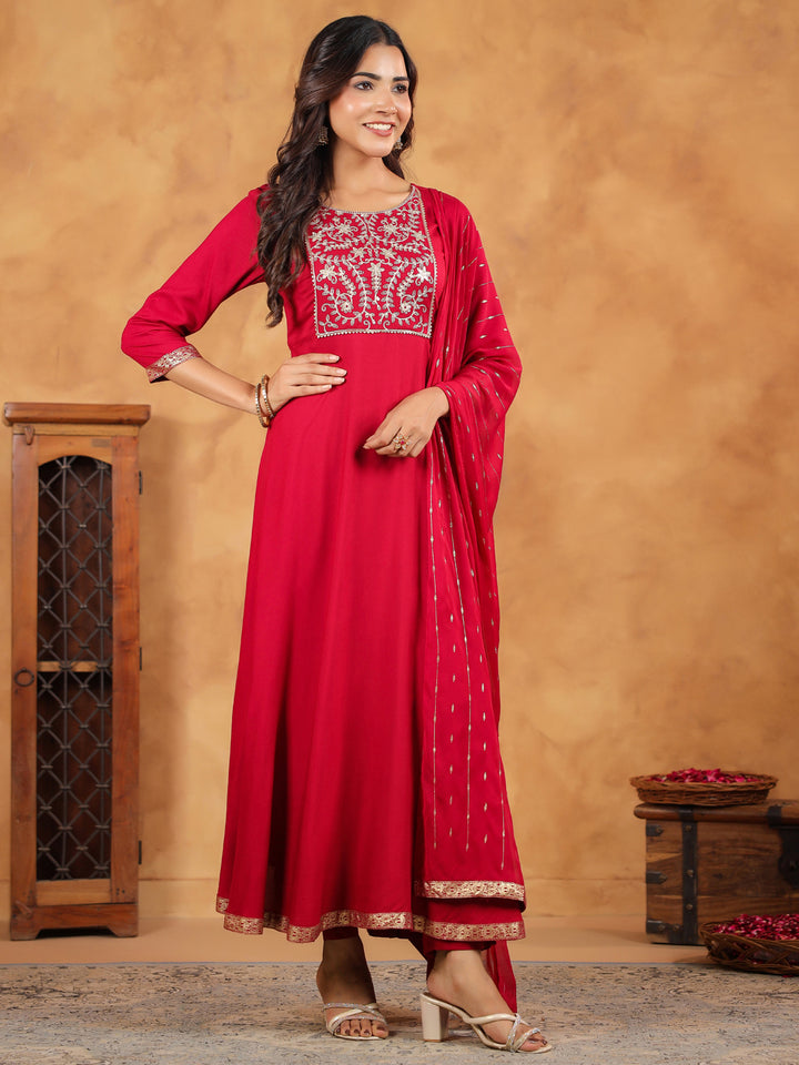 Pink Rayon Fit & Flare Embroidered 3-Piece Kurta Set