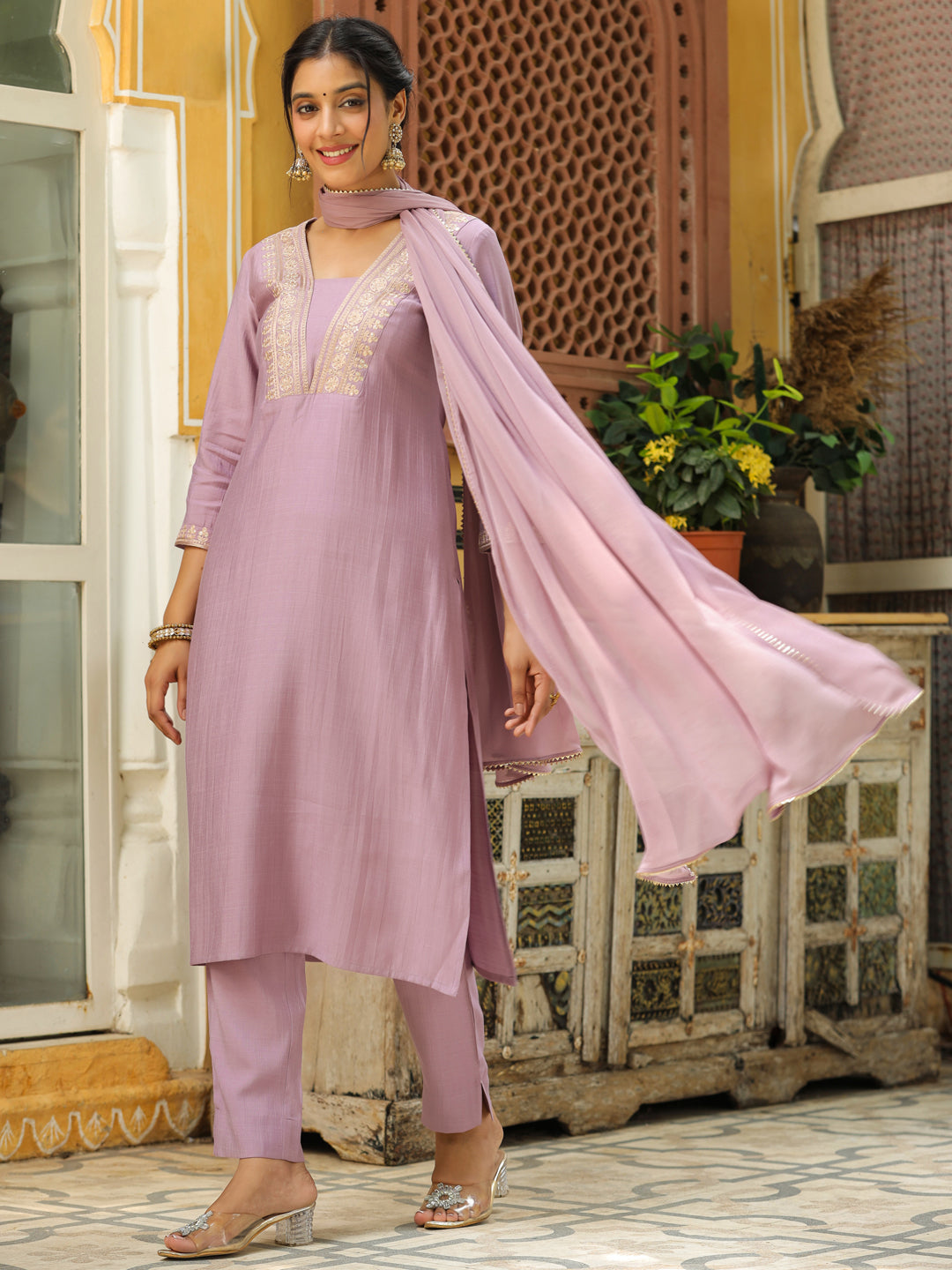 Lavender-Silk-Blend-Straight-Embroidered-3-Piece-Kurta-Set