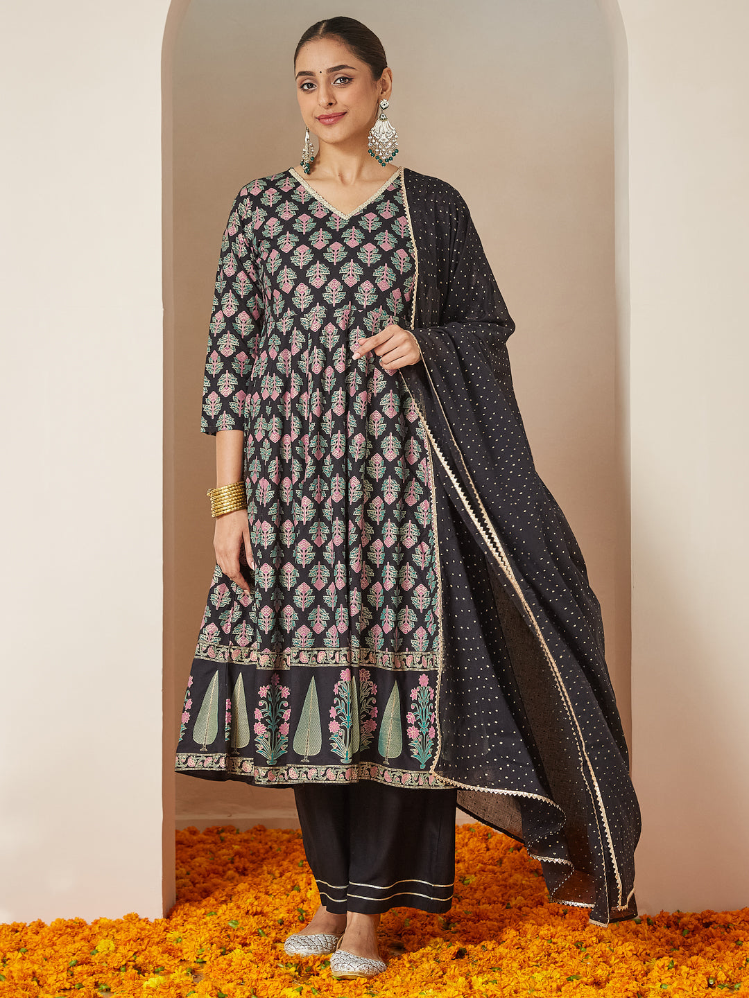 Black-Rayon-A-Line-Ethnic-Motifs-3-Piece-Kurta-Set