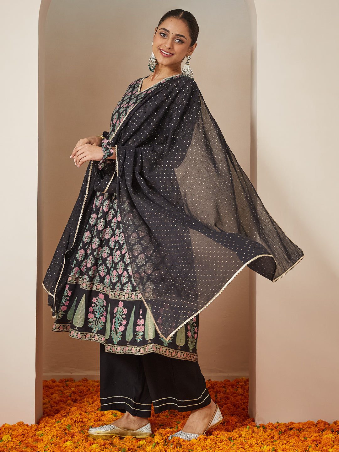 Black-Rayon-A-Line-Ethnic-Motifs-3-Piece-Kurta-Set
