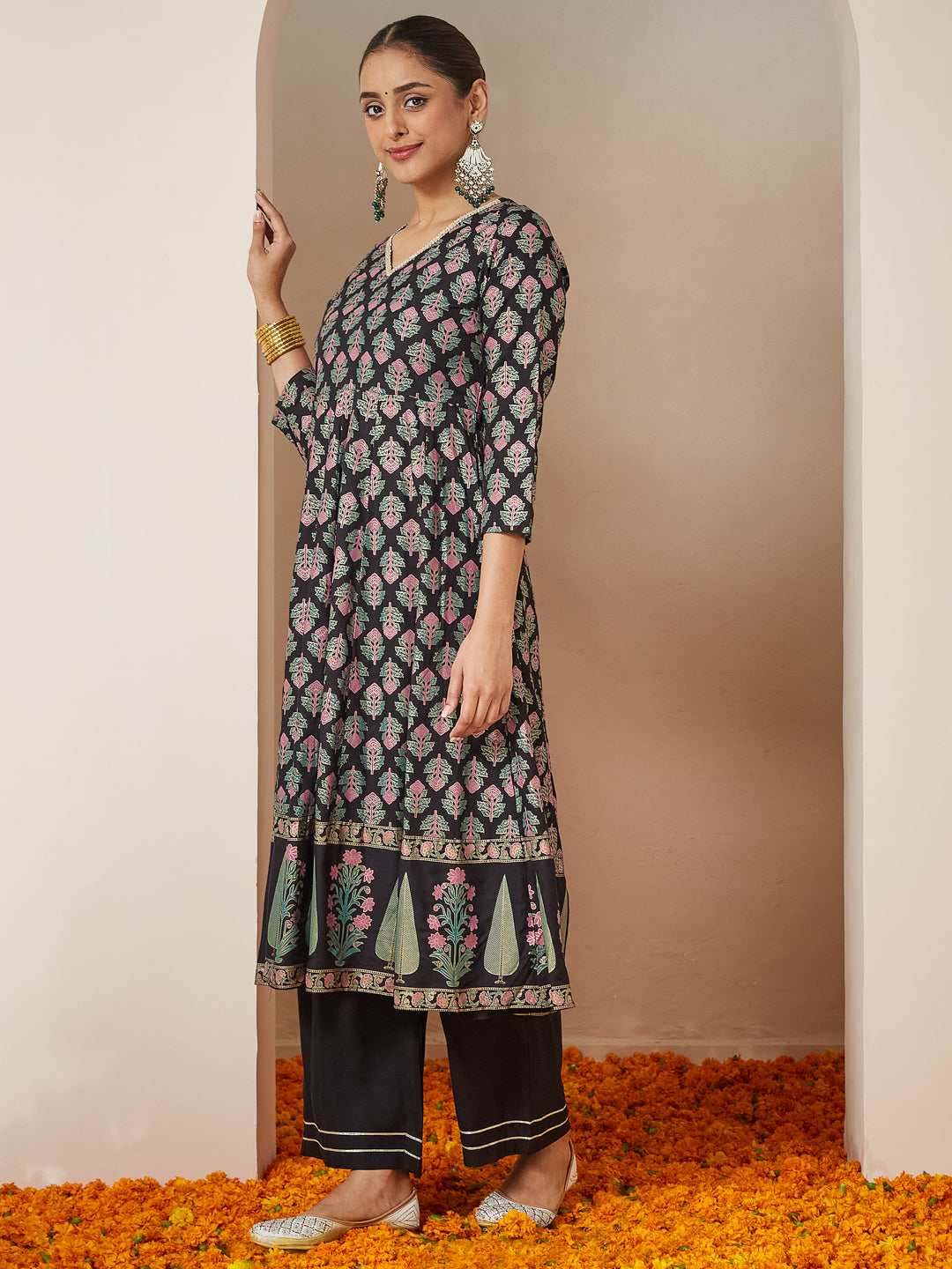 Black-Rayon-A-Line-Ethnic-Motifs-3-Piece-Kurta-Set