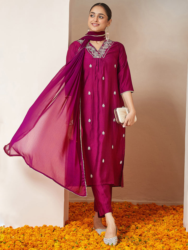 Pink Silk Blend Embroidered 3-Piece Kurta Set