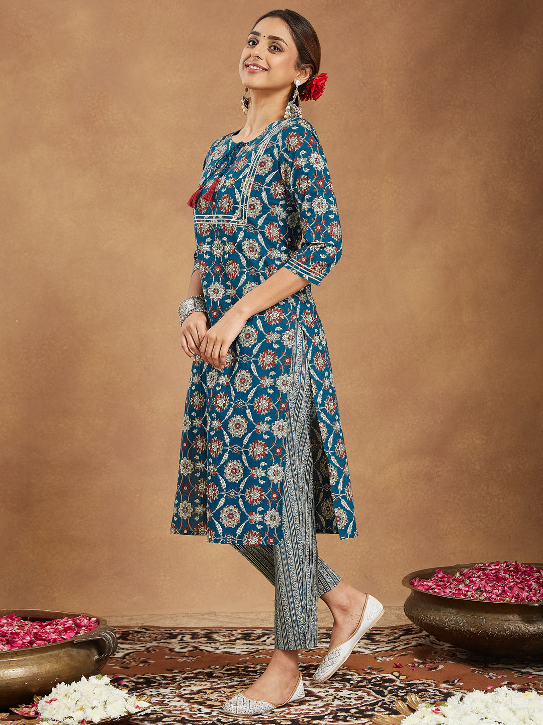 Teal-Cotton-Straight-Floral-Printed-3-Piece-Kurta-Set