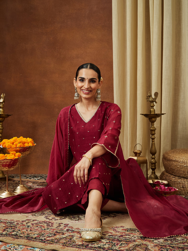 Maroon Silk Blend Embroidered 3-Piece Kurta Set