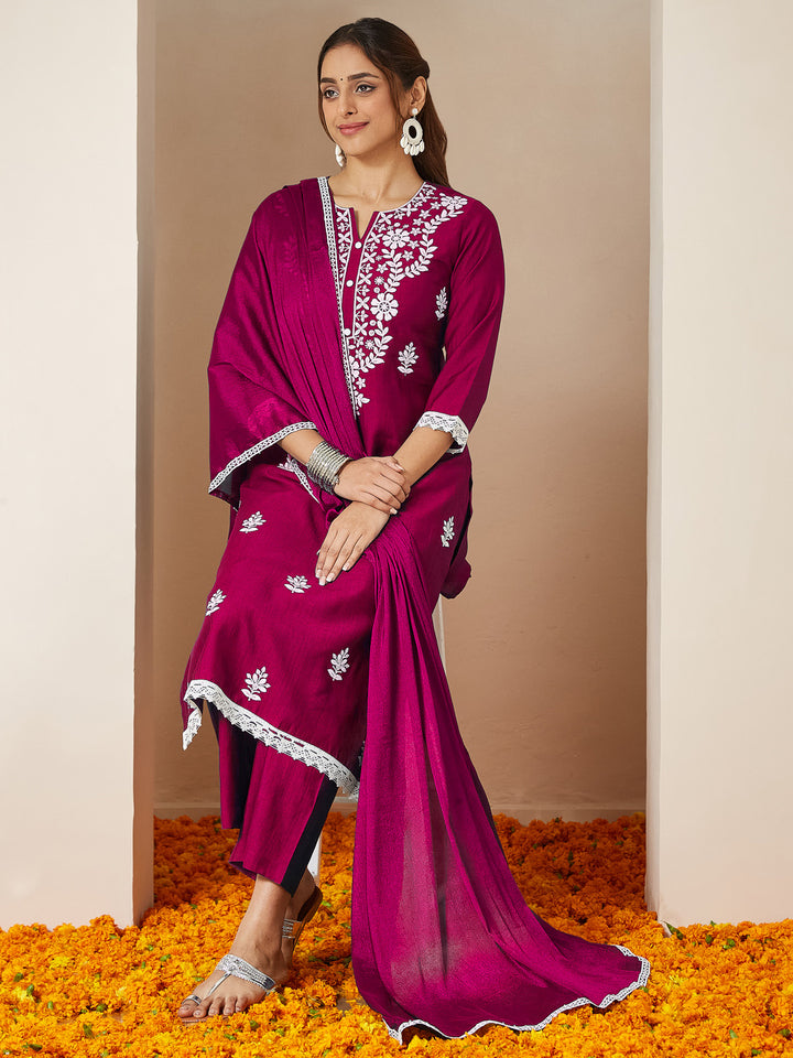 Pink Silk Blend Embroidered 3-Piece Kurta Set