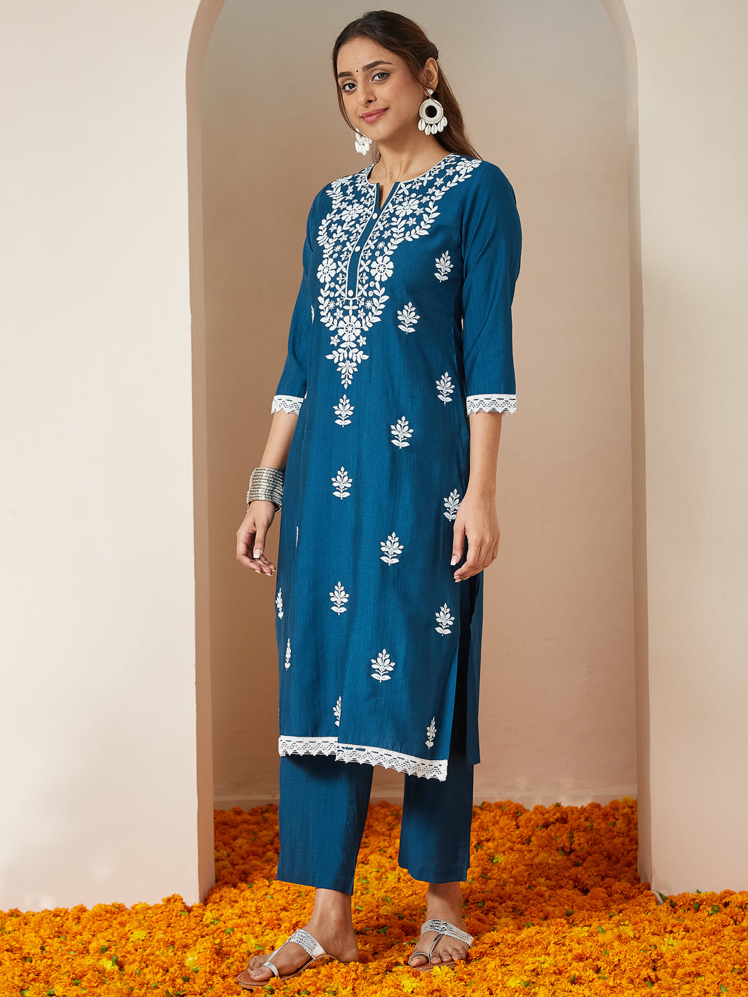 Teal Silk Blend Straight Embroidered 3-Piece Kurta Set
