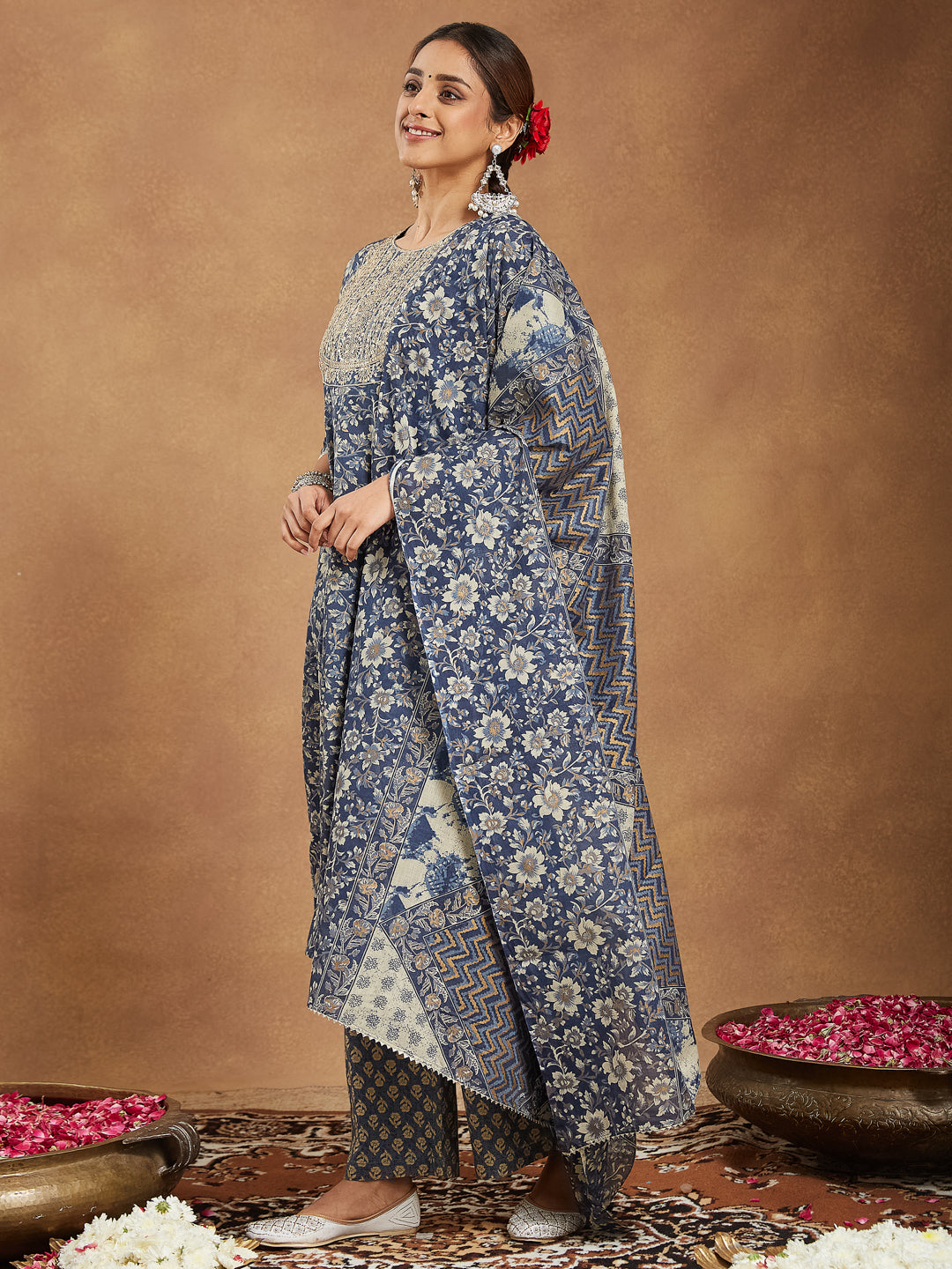 Blue-Cotton-Anarkali-Floral-Printed-3-Piece-Kurta-Set