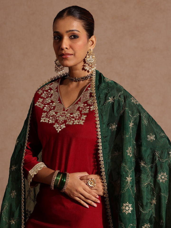 Maroon Silk Blend Yoke Embroidery 3-Piece Kurta Set