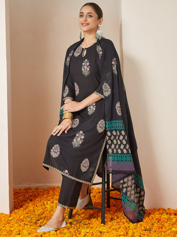 Black-Rayon-Straight-Floral-Printed-3-Piece-Kurta-Set