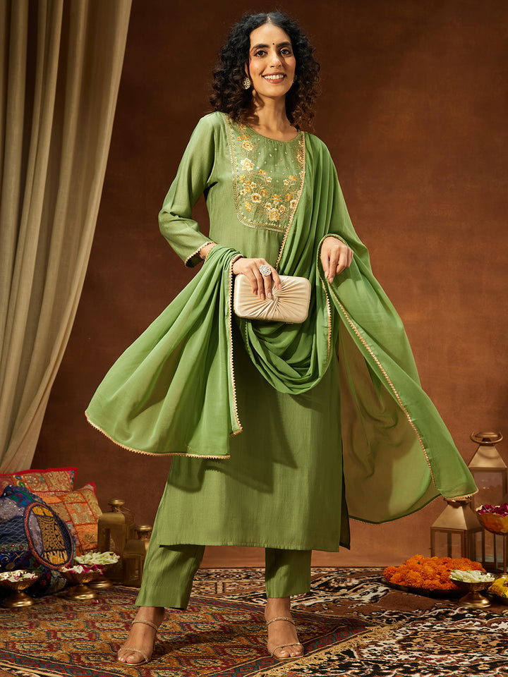 Green Silk Blend Yoke Embroidery 3-Piece Kurta Set