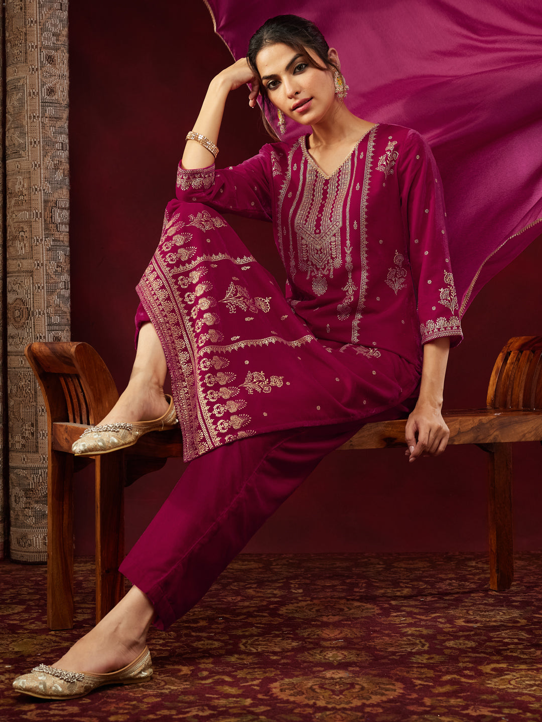 Pink Velvet Foil Print 3-Piece Kurta Set