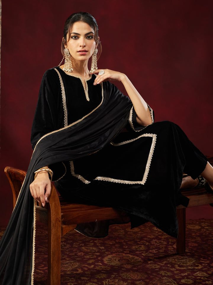 Black Velvet Embellished 3-Piece Kurta Set