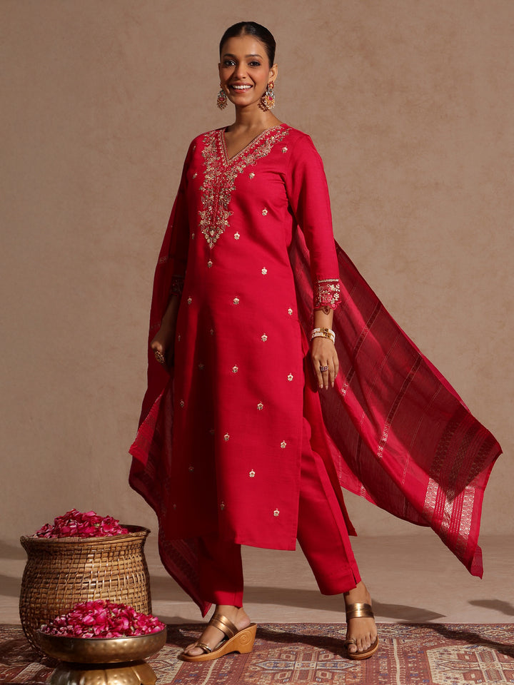 Pink Silk Blend Embroidered 3-Piece Kurta Set