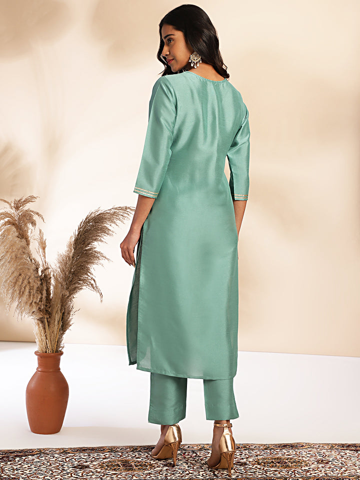 ZERESOUQ-Sage-Green-Crepe-Silk-V-Neck-2-Piece-Kurta-Set