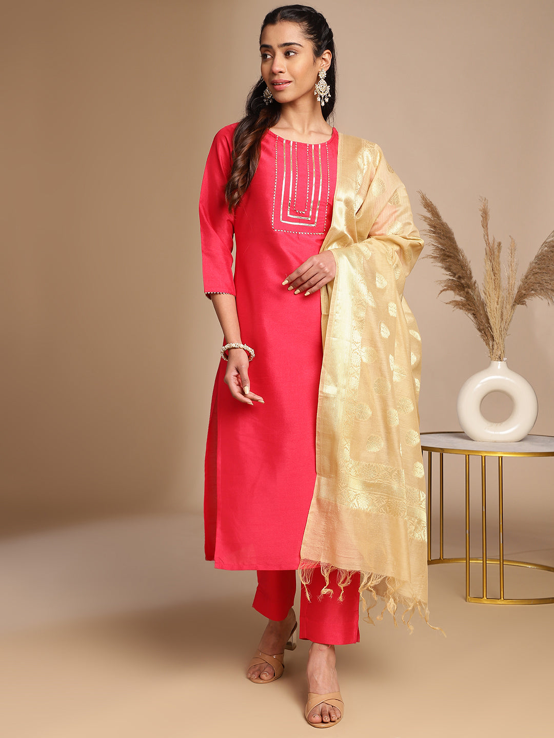 Pink-Crepe-Silk-Yoke-Design-3-Piece-Kurta-Set