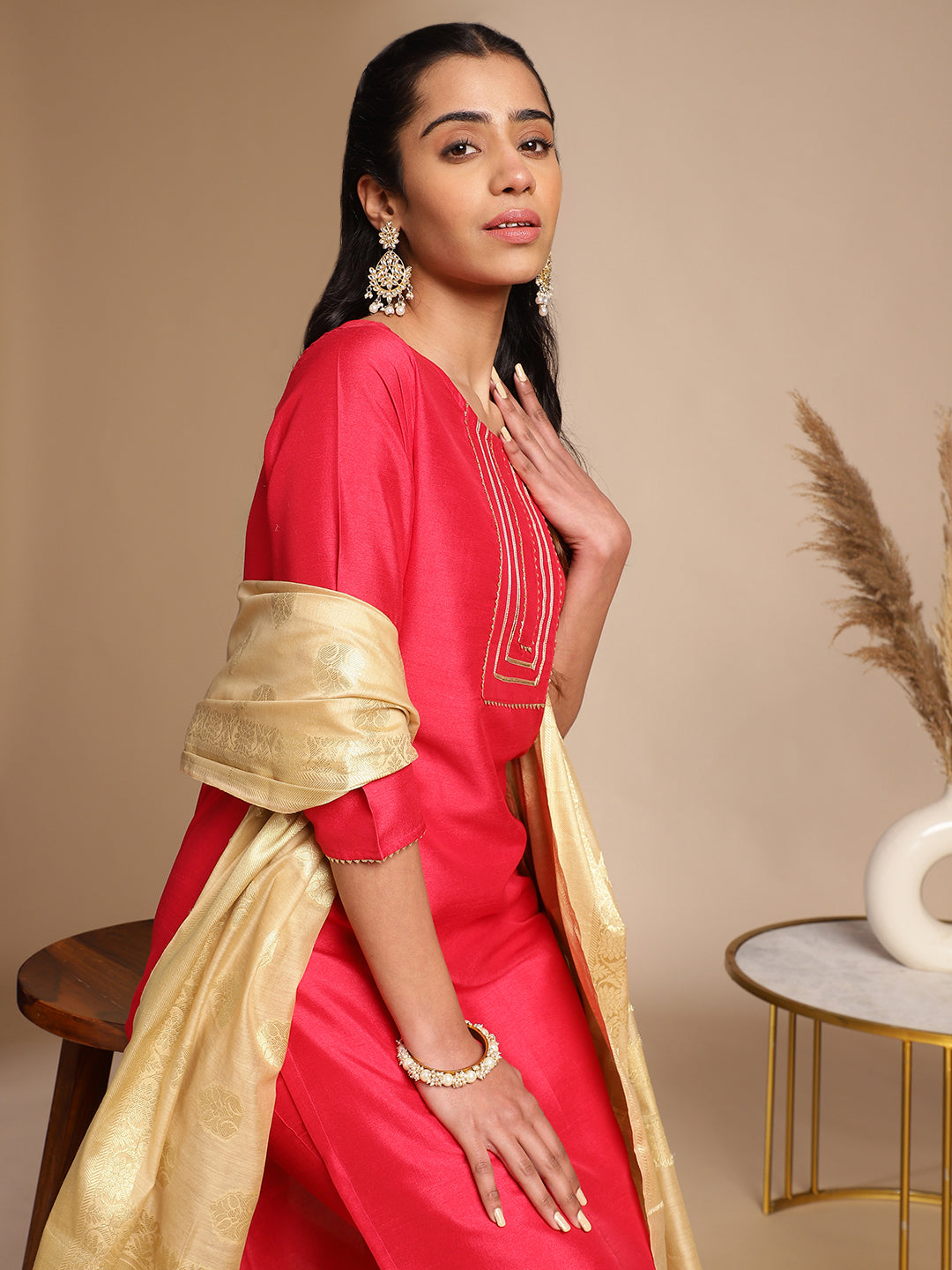 Pink-Crepe-Silk-Yoke-Design-3-Piece-Kurta-Set