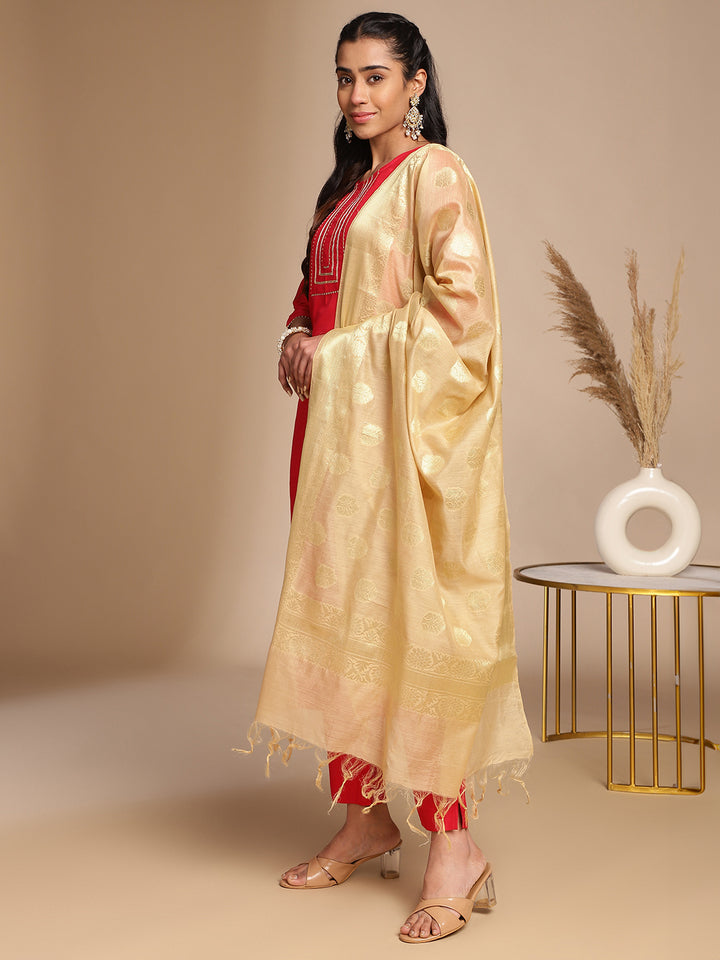 Pink-Crepe-Silk-Yoke-Design-3-Piece-Kurta-Set