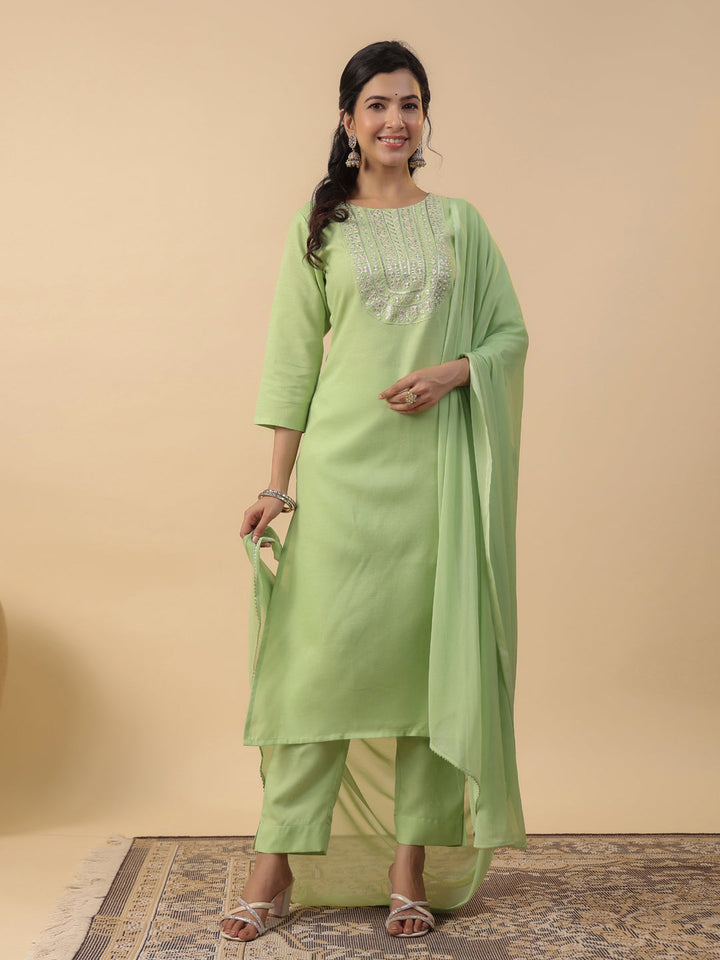Green-Cotton-Blend-Straight-Yoke-Embroidered-3-Piece-Kurta-Set