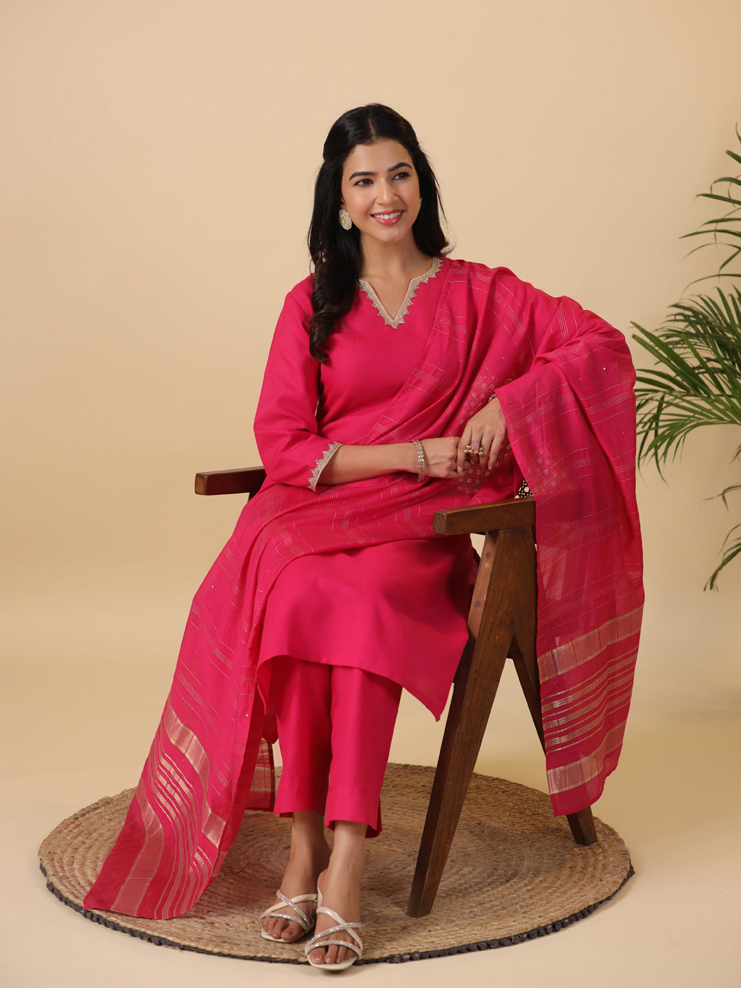 Pink Cotton Blend Straight Solid 3-Piece Kurta Set