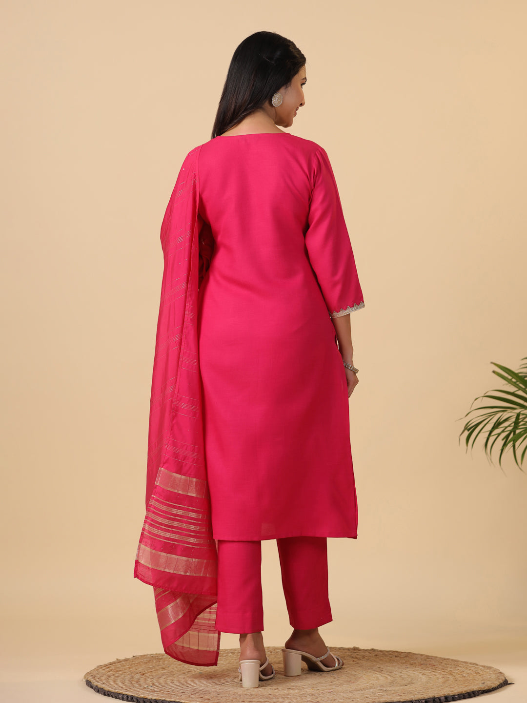 Pink Cotton Blend Straight Solid 3-Piece Kurta Set