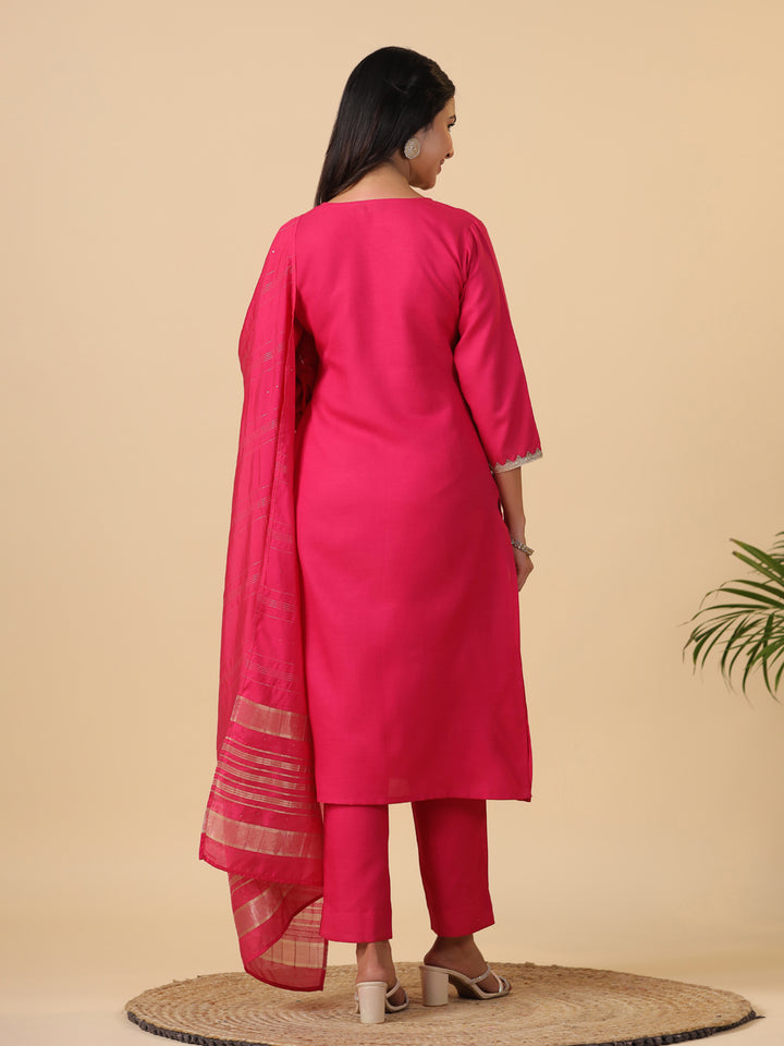 Pink Cotton Blend Straight Solid 3-Piece Kurta Set